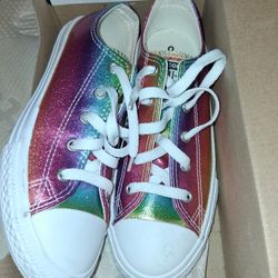  Converse Tennis Shoes