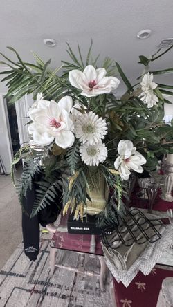 Artificial Magnolias