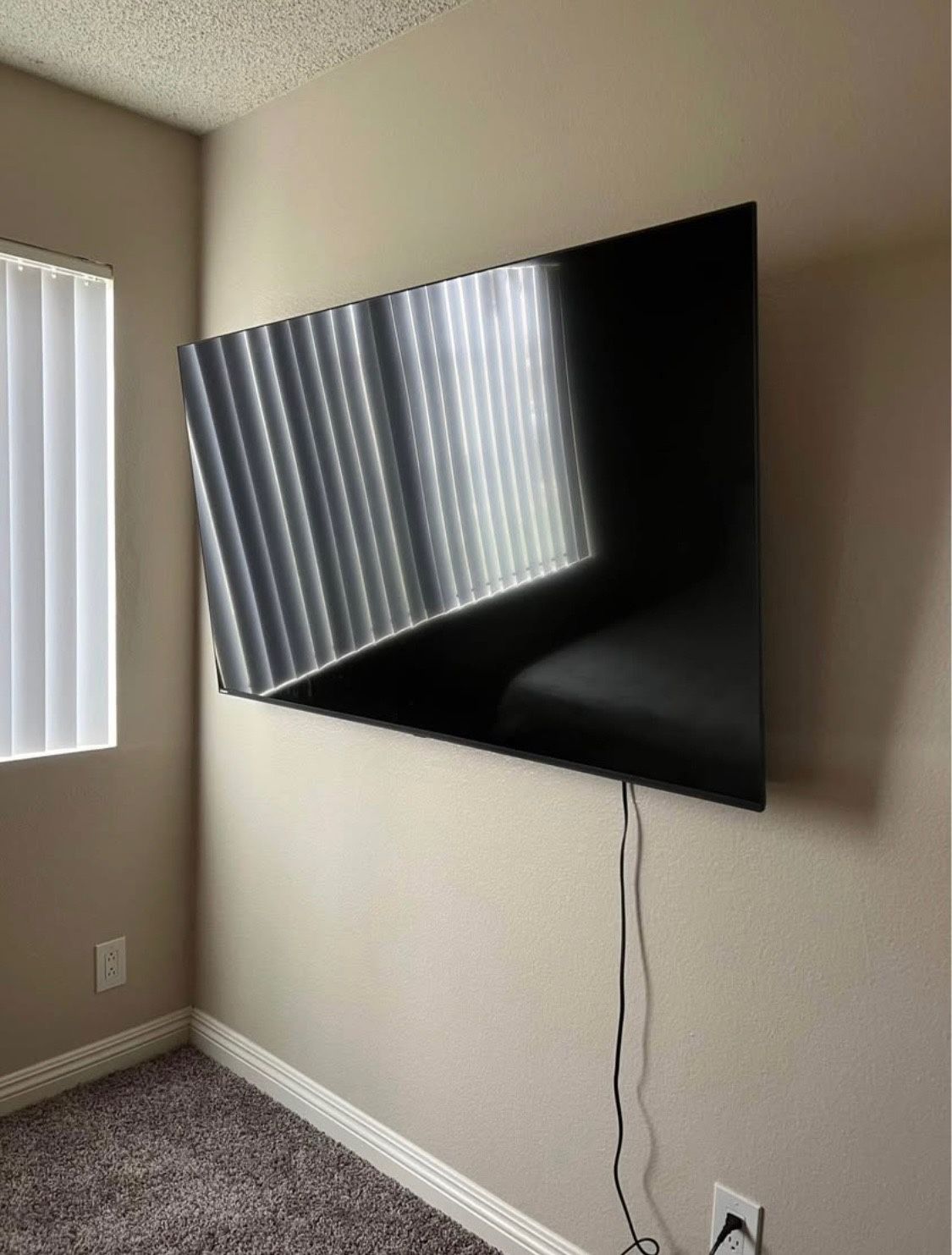 65 In Tv
