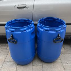 15 Gallon Plastic Drum