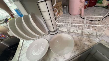 Kitchen plates