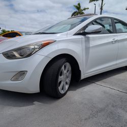 2013 Hyundai Elantra Limited 