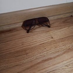 Vintage 1970 Men's Sun Glasses