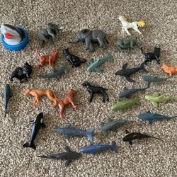 Like NEW Set Of Animals And Sea Creatures (all For $3)