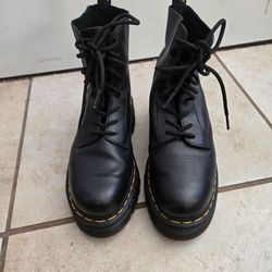 Dr. Martens Audrick 8-Eye Boots – Women’s Size 7 – Black Leather