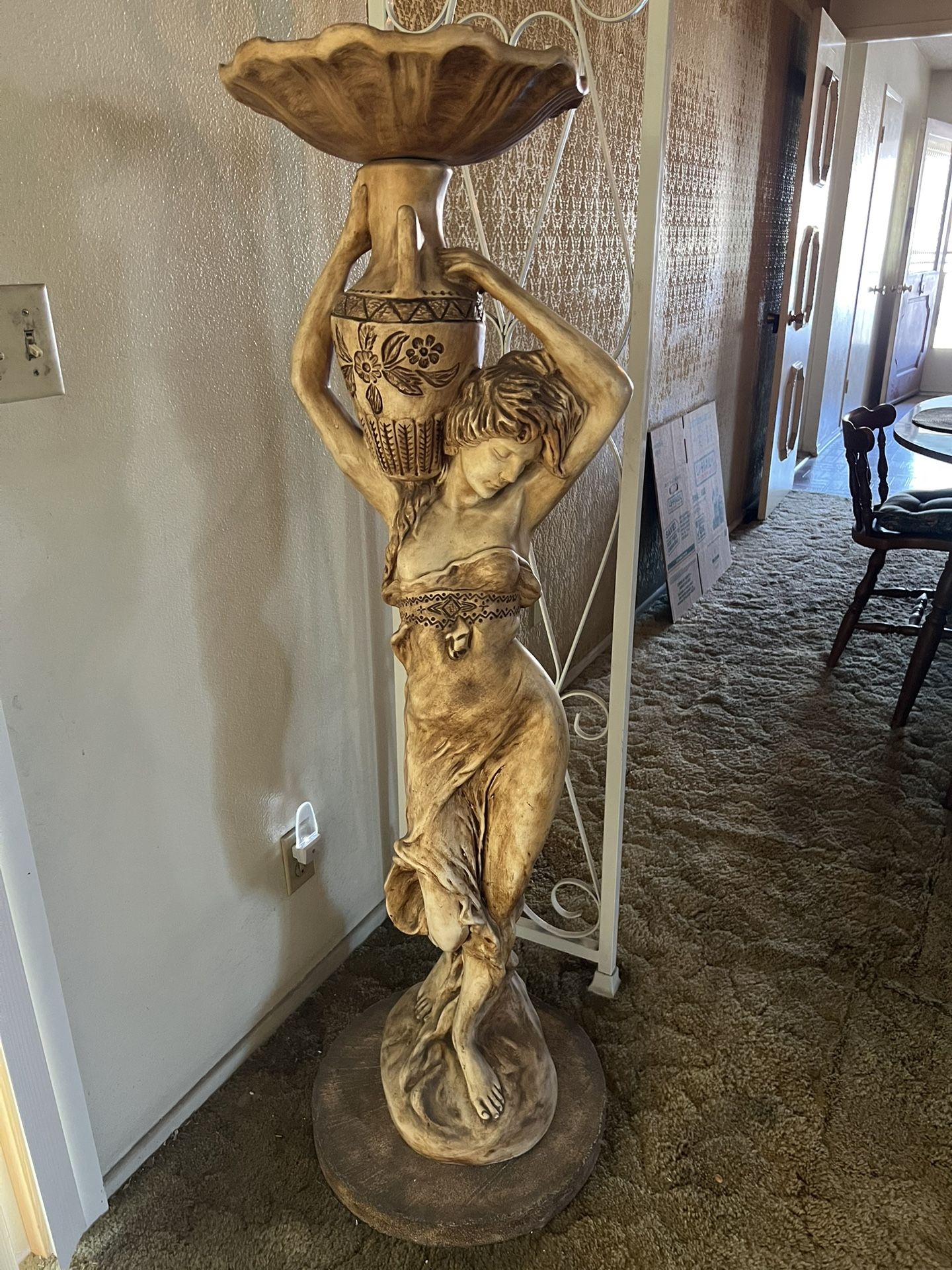 Statue 
