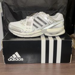 Adidas Adistar Control 5 Shoes Size 10 US Men | 11 US Women