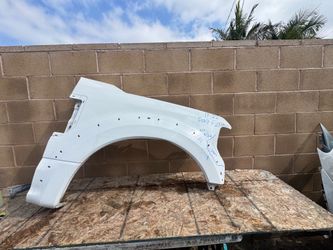 2017 2018 2019 2020 2021 2022 Ford F250 F-250 Right Fender USED OEM 8/26