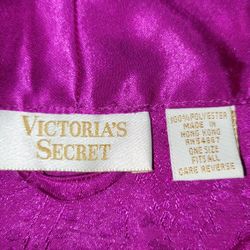 Vintage Victoria's Secret Lingerie  Made in Hong Kong fuchsia Belted Pink Robe Satin-like Excellent Condition PRICE Is Firm Cash Only 