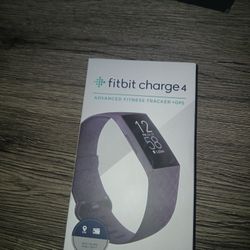 Fitbit Charge 4
