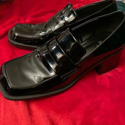 Women’s Shoes Size 7.5