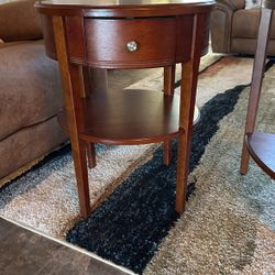Mahogany End Table 
