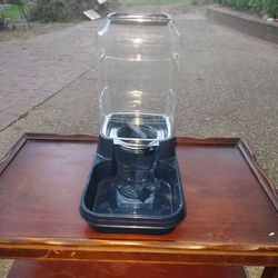 Large Capacity Gravity Pet Feeder / Water Dispenser – Dog & Cat