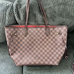 Authentic Louis Vuitton Damier Ebene Neverfull MM