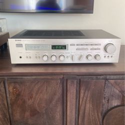 Vintage Receiver Yamaha R-900