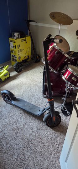 Ninebot F40 electric scooter