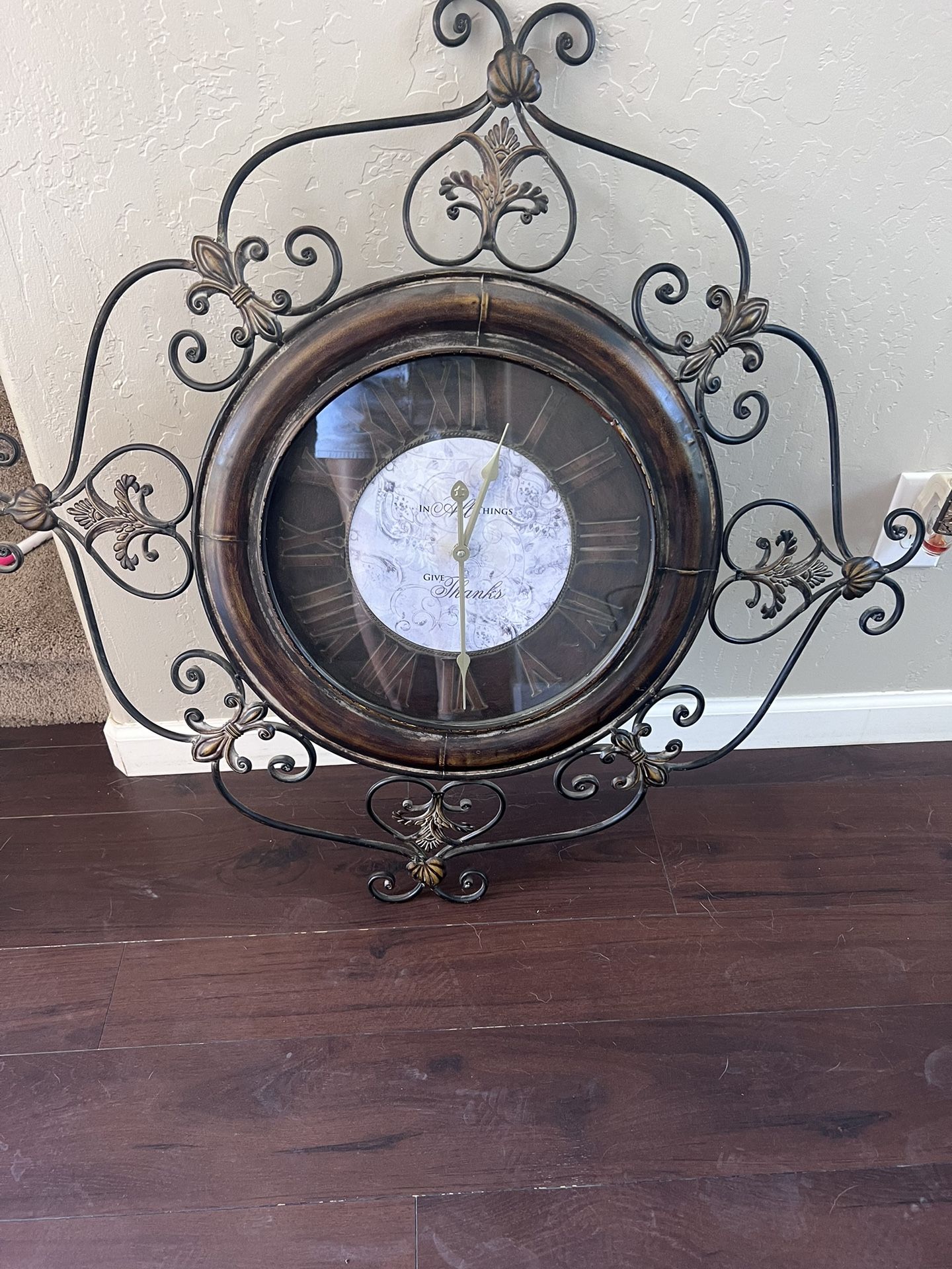 Clock (wall)