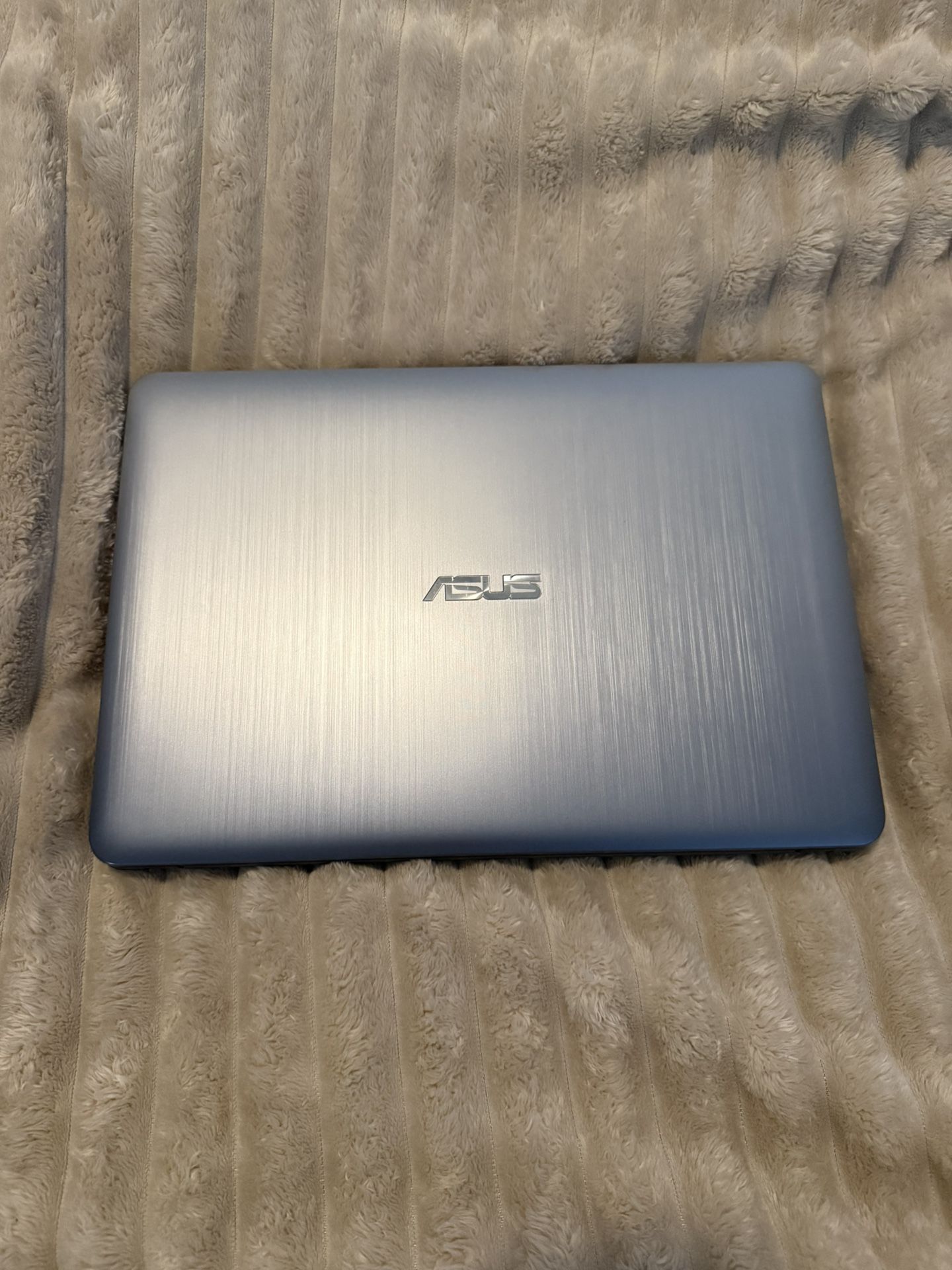 ASUS Notebook Laptop