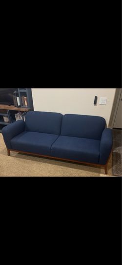 Copenhagen Loveseat