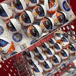 Stranger Things Kinder Joy Egg
