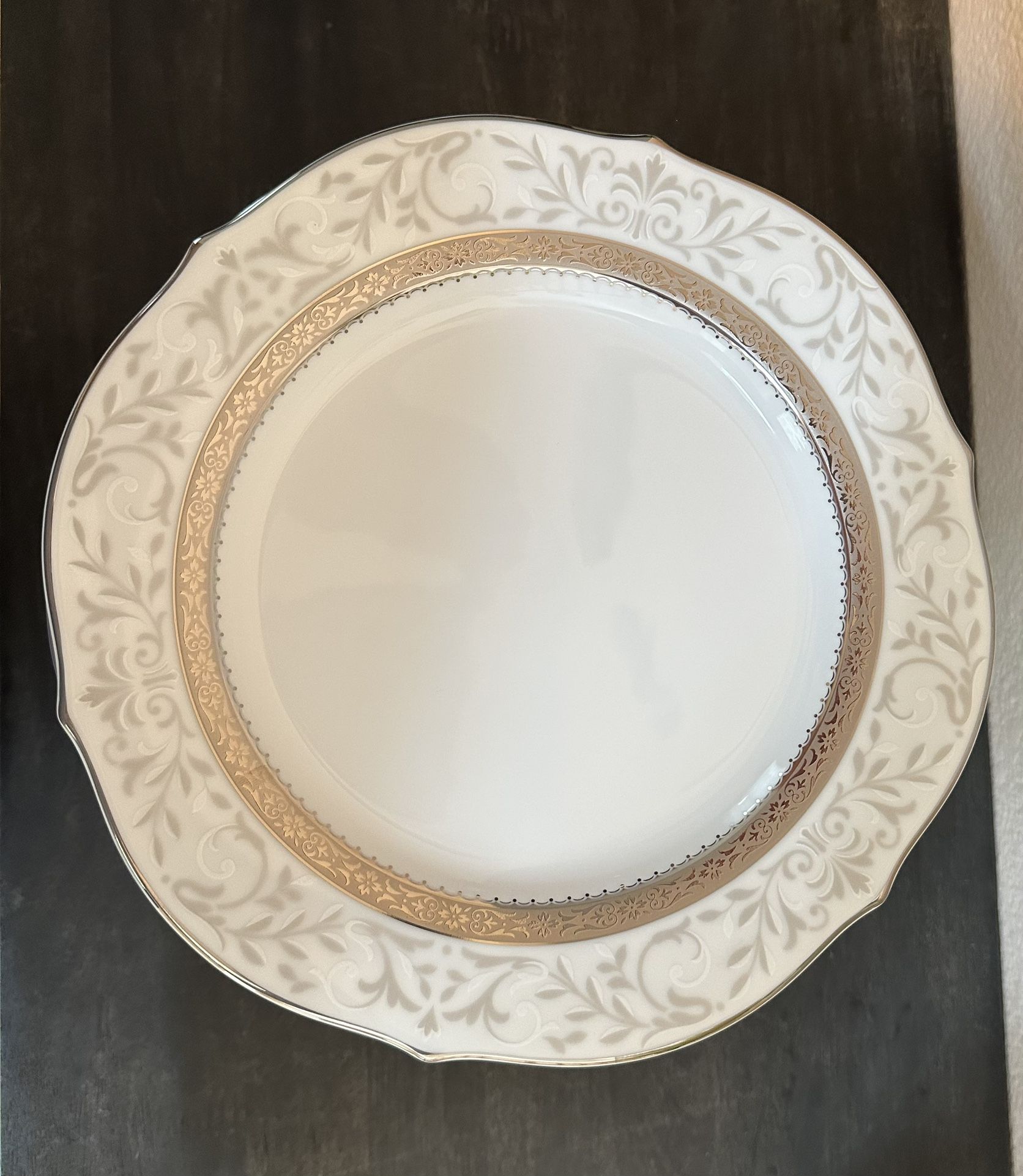 Fine china plates