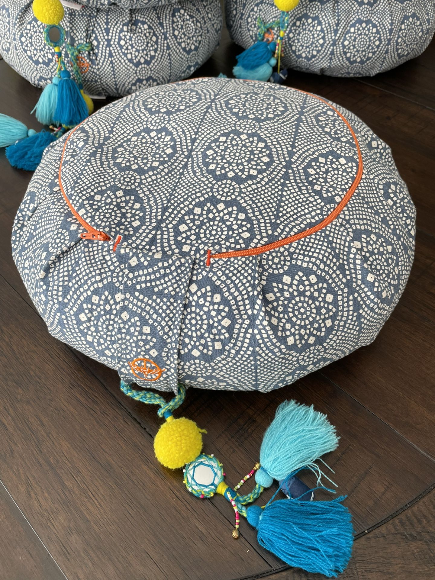 Meditation Seats, Zaffus