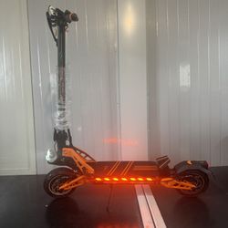 Dual-motor high-speed electric scooter