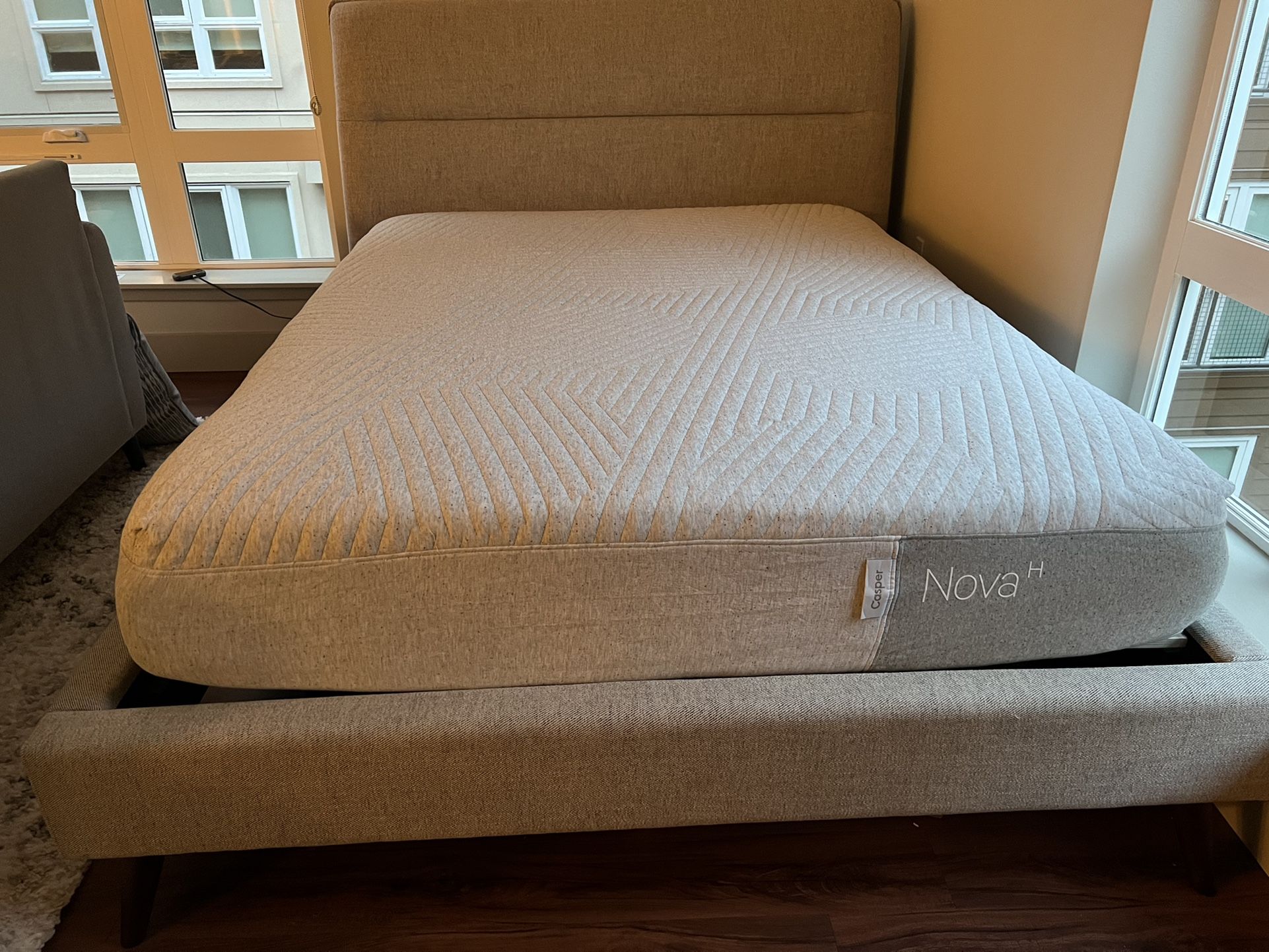 Casper Nova Hybrid Mattress (Queen)