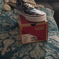 Women’s Size 7 Vans