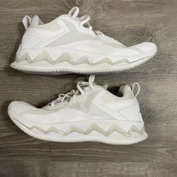 Size 9.5 - Reebok Zig Elusion Triple White