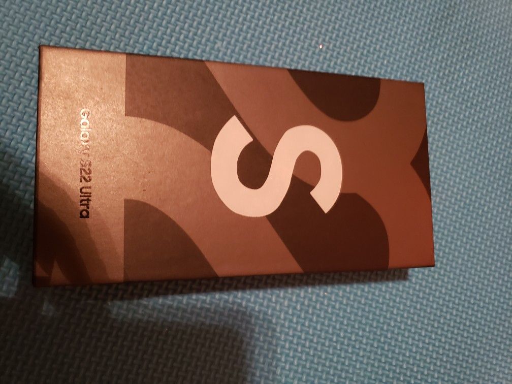 Samsung Ultra 22 White