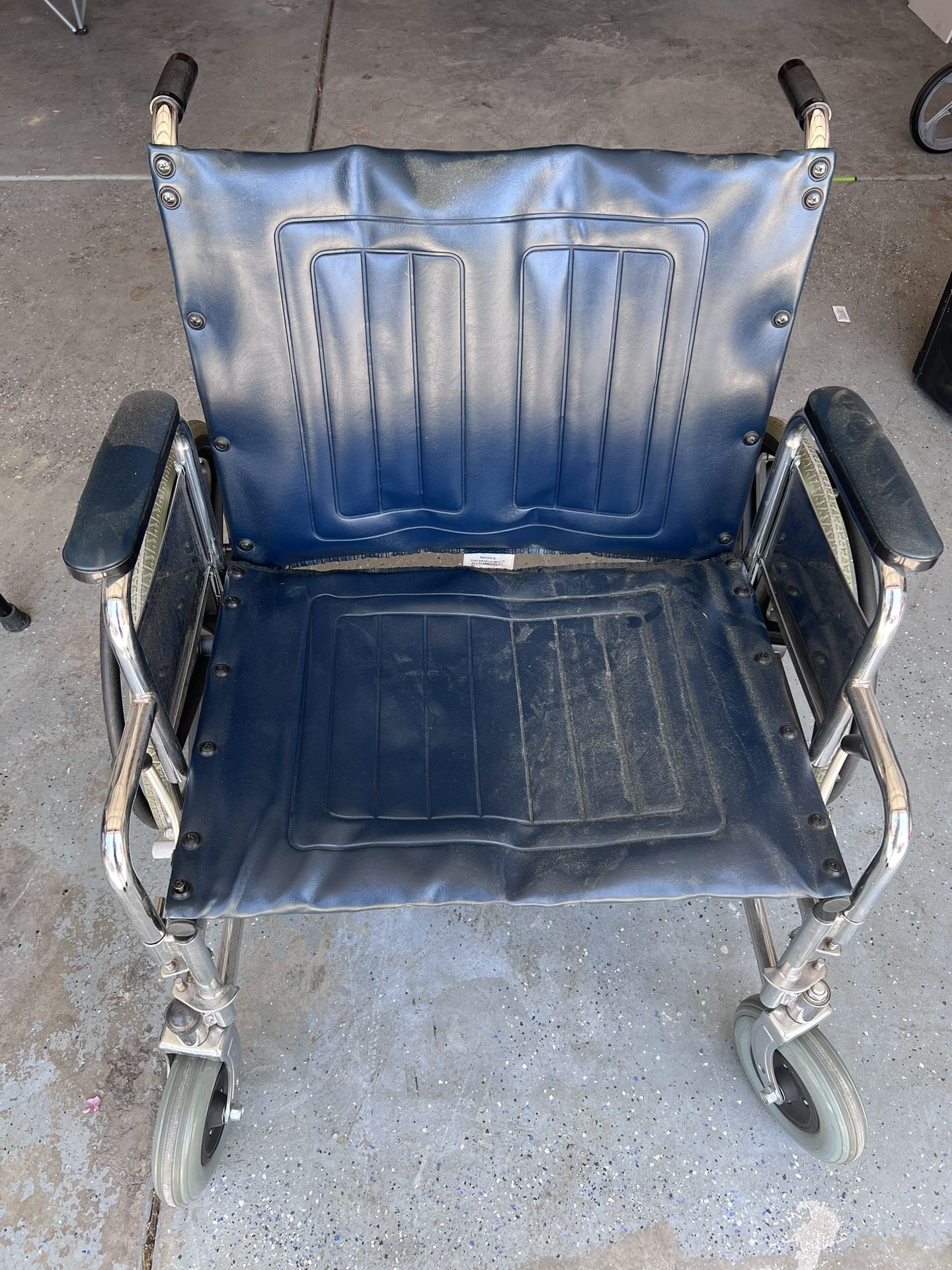 Tuffy Heavy Duty Wheelchair