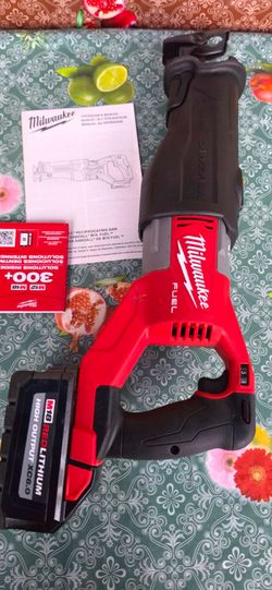 Milwaukee
M18 FUEL 18V Lithium-Ion Brushless Cordless Super SAWZALL Orbital Reciprocating with  high output 6.0ah battery