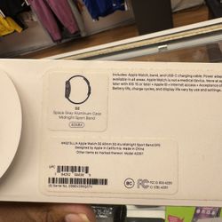 Apple Watch SE 40mm Gps New In Box 
