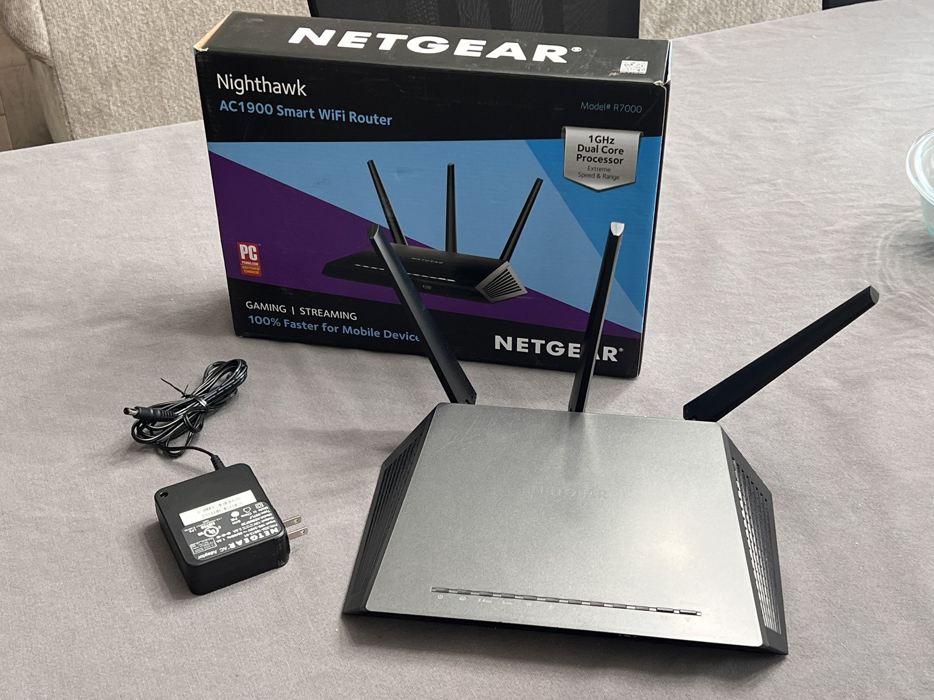NETGEAR Nighthawk R7000 AC1900 Smart WiFi Router