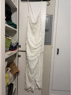 White lace dress