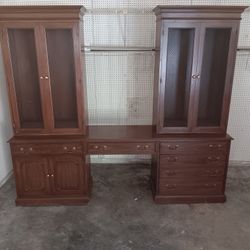 Desk With Cabinets 