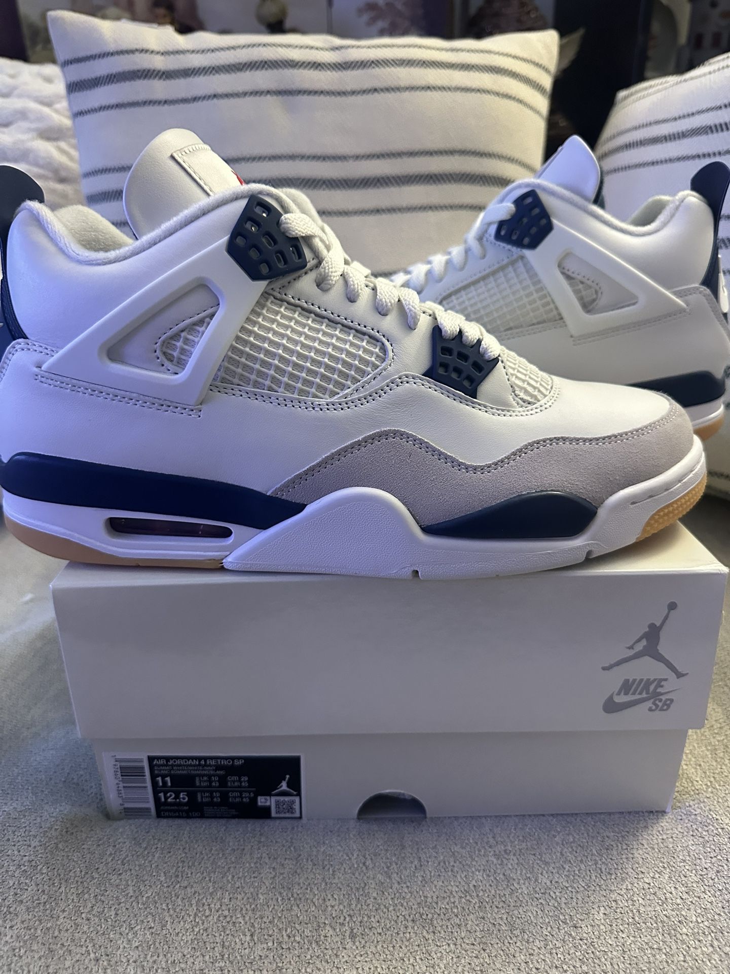 Nike Jordan IV SB Sz 11 Deadstock Navy / Gum