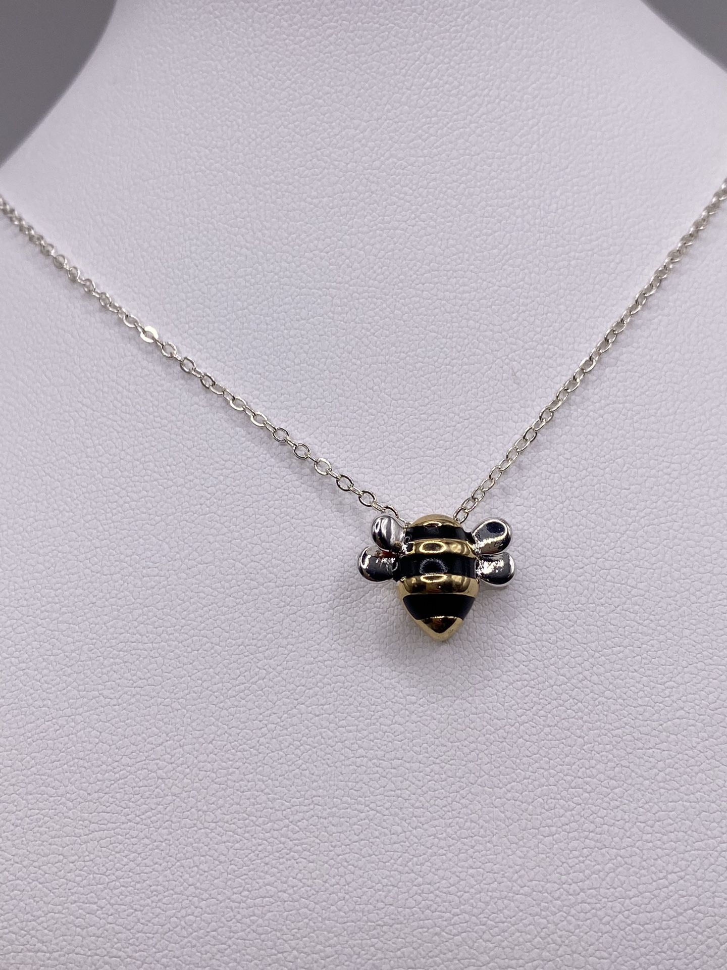 925 Bee Necklace 