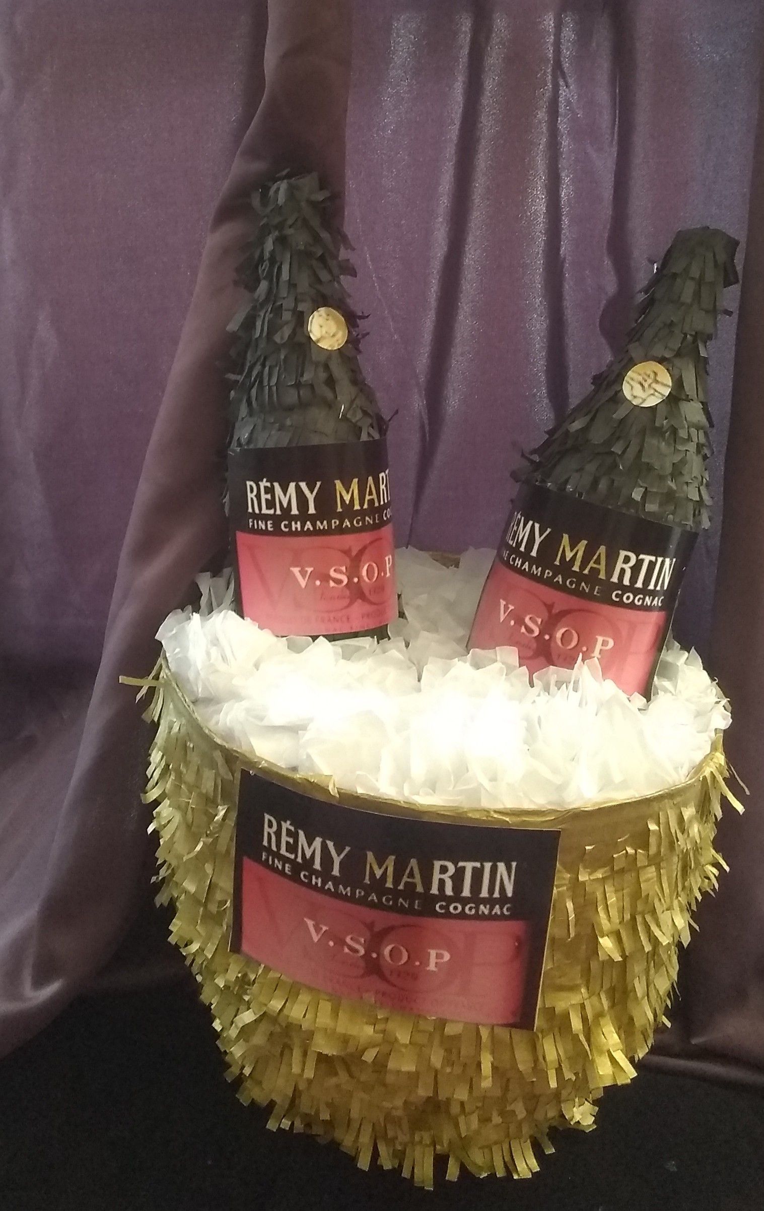 Remmy Martin piñata