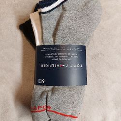 (Get Any 5 Items From My Selling Items For $50) Tommy Hilfiger Low Cut 6 Pack Socks Black, White, Grey 