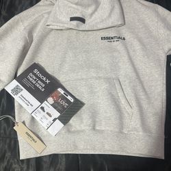 Essentials Hoodie Fw22 (ligth Oatmeal) New With Tags (small)