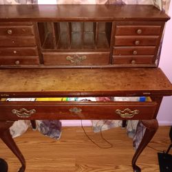 Antique Desk Thomasville