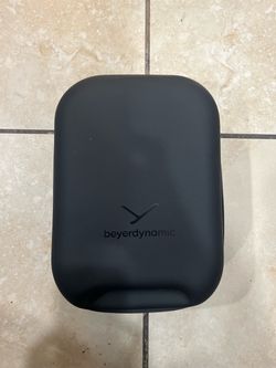 beyerdynamic DT 1770 PRO Headphones