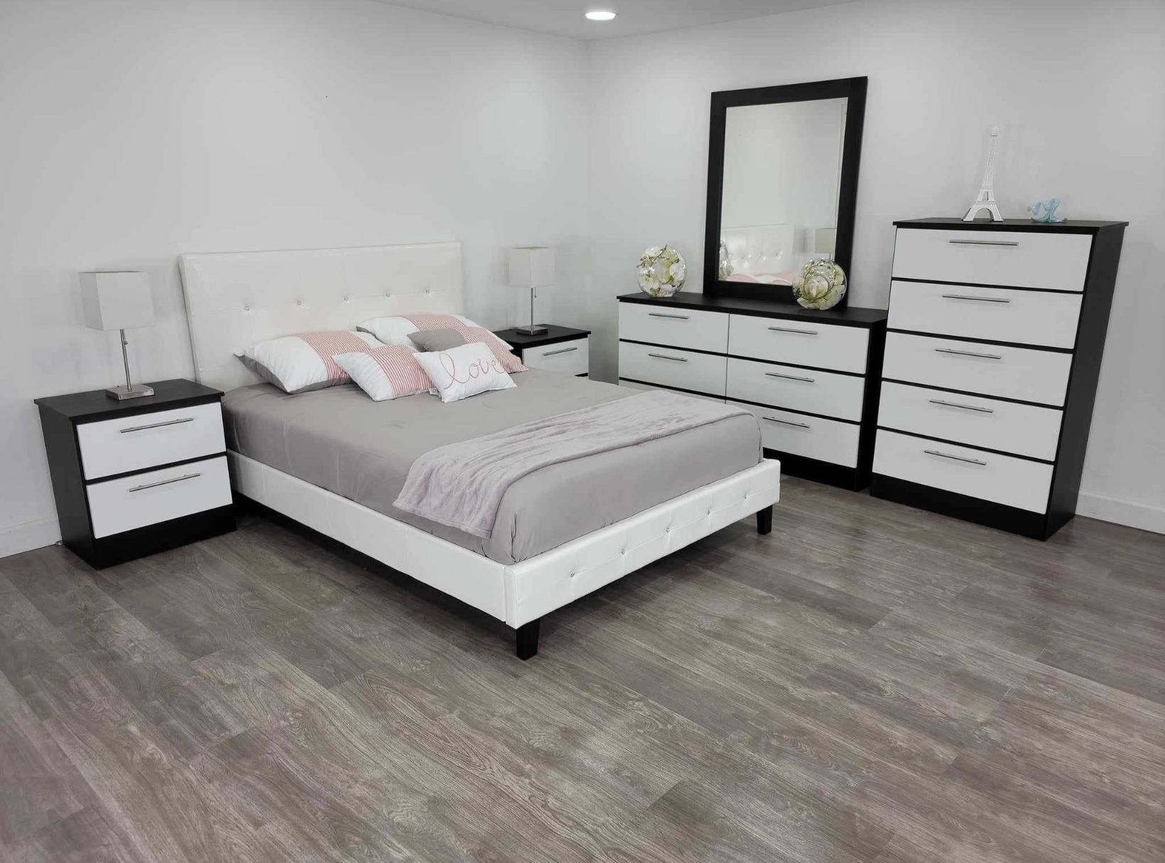 Bedroom Set - Juego De Cuarto