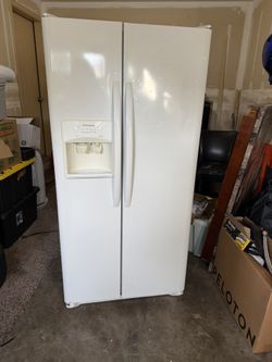 Lightly Used Refrigerator