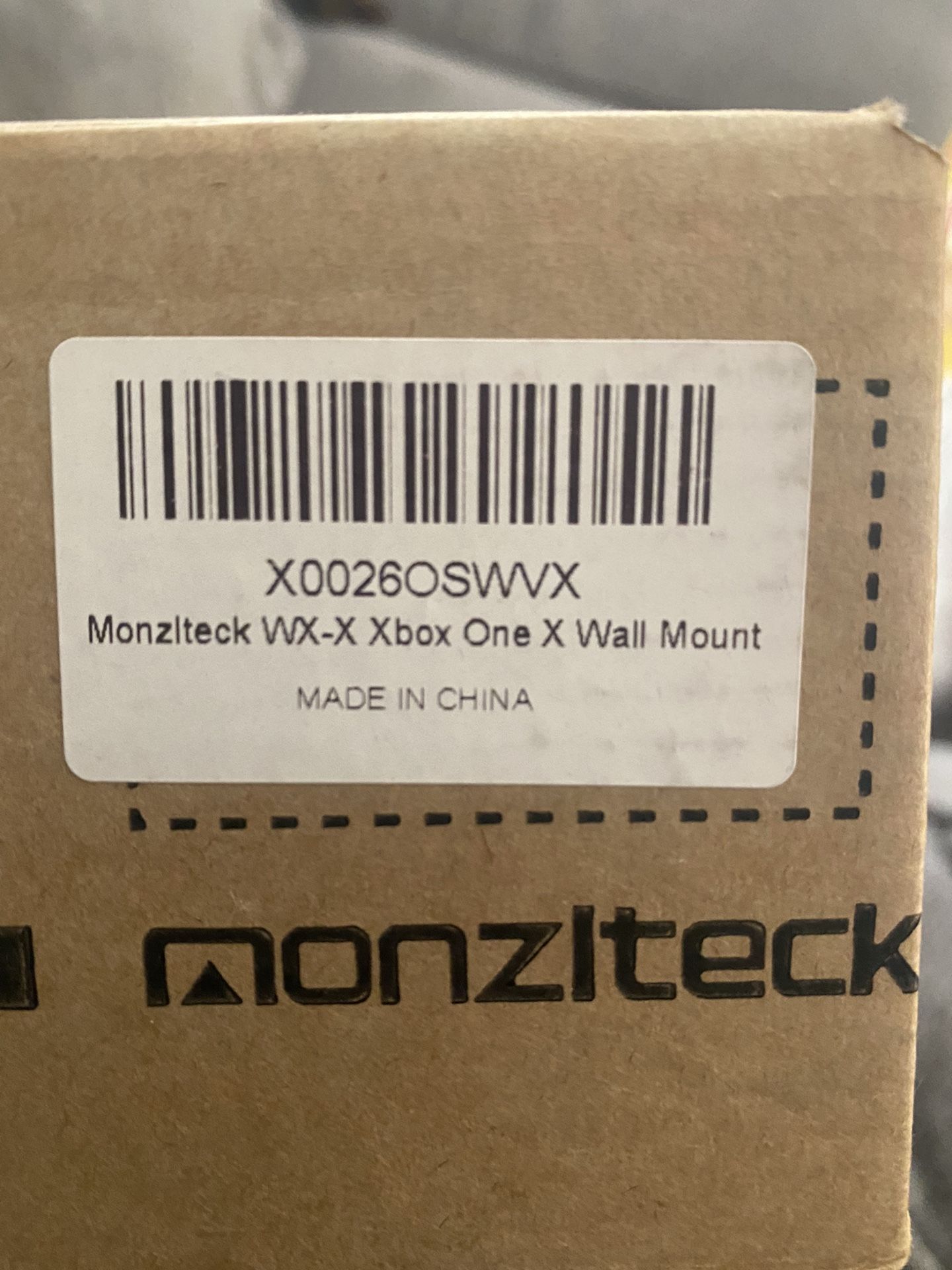 Xbox One X Wall Mount 