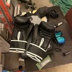 Boxing Gloves 