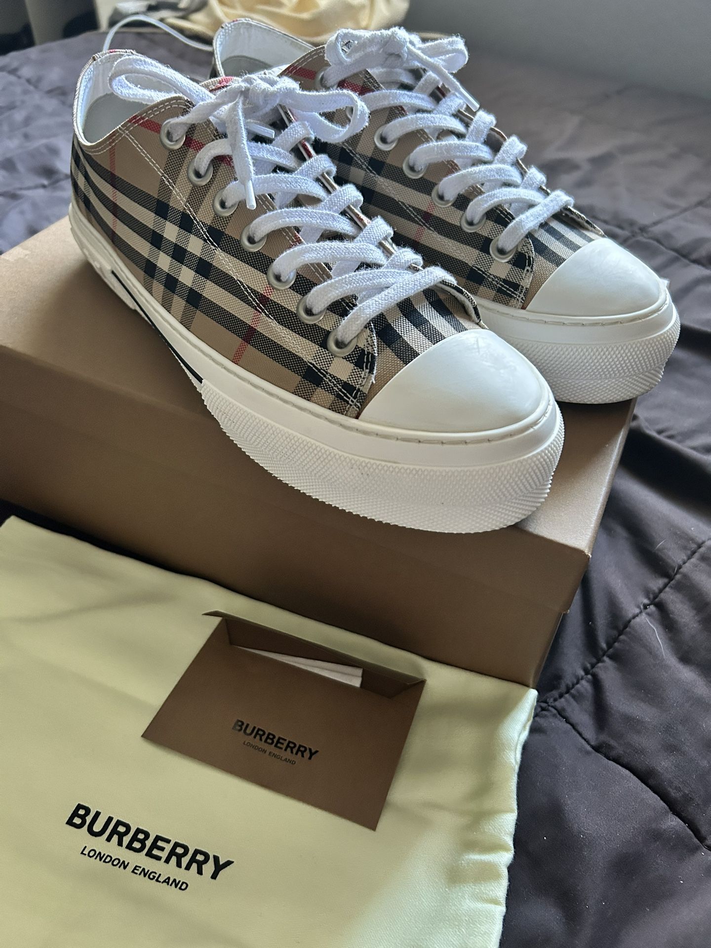 Burberry Shoes