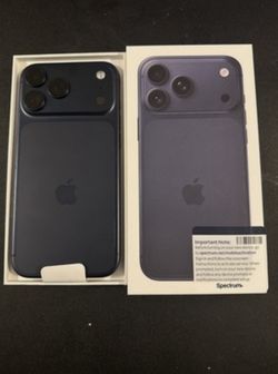 Apple iPhone 17 Pro Max - 256 GB - Deep Blue (Unlocked)